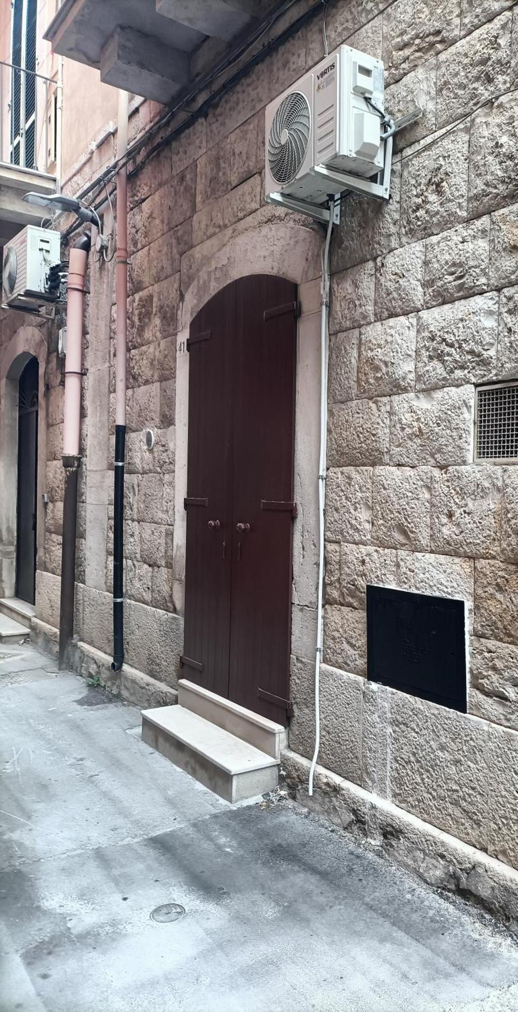 Florooms Dimora In Stile Rustico-moderno Corato